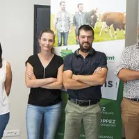 À gauche, Anne Maurin et Maryline Delaspre, animatrices du service de remplacement et à droite Bastien Durand et Julien Lapierre, respectivement nouve