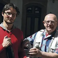 Jean-Benoît Goulabert, vigneron à Villefort et producteur d’Isabelle (à gauche) et Dominique Garrel, président du réseau fruits oubliés.