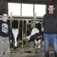 Pour sa première participation à un concours, Nicolas Rousset, du Gaec de Paladines, a décidé d'amener deux génisses Prim'Holstein aux miss laitières,
