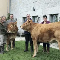 Bénéficiant de l’échange, Bianca Gazzaniga a passé une semaine en stage au Gaec de Pratchurat, sur la commune du Malzieu-Forain.