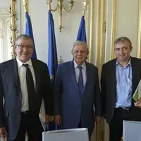 Tony Cornelissen et Patrick Bénézit ont rencontré le ministre Mézard.