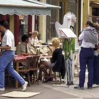 Comme le prévoit un décret paru le 27 janvier, les restaurateurs devront afficher l'origine des viandes crues de volailles, porcs et ovins qu'ils serv