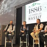 De gauche à droite : Benoît Julhes, Bruno Dufayet, Hervé Puigrenier, Philippe Dumas et Patrick Bénézit.