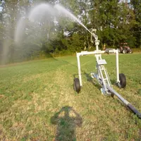 Enrouleur : irrigation par aspersion.