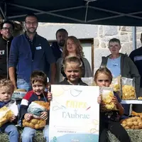 Après les pommes de terre, les chips. Maintenant que la filière des Pépites de l'Aubrac est bien implantée, la quinzaine d'agriculteurs impliquée dans