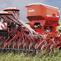 Semoir direct Kuhn Aurock avec trois rangées de disques, digne successeur du premier SD 300 apparu sur le marché en 1976.