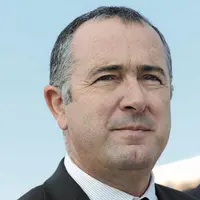Stéphane Travert cède sa place au sénateur Didier Guillaume.
