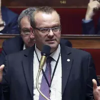 Après six mois de mission, le député Olivier Damaisin s’apprête à rendre au Premier ministre son rapport sur le suicide et le mal-être des agriculteur