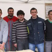 Les jeunes organisateurs du salon.