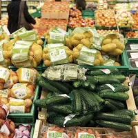 La proposition de révision de la législation sur les emballages visant, pour le secteur alimentaire, à supprimer les emballages à usage unique et à st