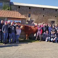 L’assemblée générale s’est poursuivie par la visite de l’élevage du Gaec Combourieu à La Besseyre Saint-Mary en Haute-Loire.