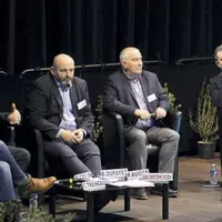L’organisation collective des producteurs était au cœur des discussions du congrès de la FNB à Anse. Ici une table ronde animée par le journaliste Pas