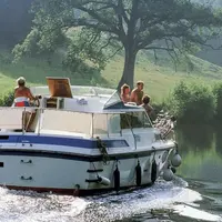 Inventées par les Allemands pour profiter des paysages des bords du Rhin, les croisières sur fleuves et canaux se sont développées au fil du temps et