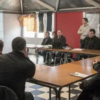Une vingtaine de personnes étaient présentes lundi dernier à Châteauneuf-de-Randon pour la réunion de l’APL Rodez réunissant les éleveurs des départem