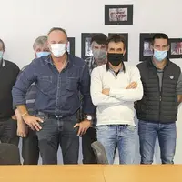 Alors que le prix des broutards dévisse depuis cet été, et que les éleveurs français sont près de jeter l’éponge, les syndicats d’éleveurs s’élèvent c