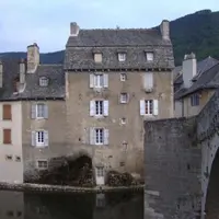Le patrimoine des allocataires est pris en compte dans le calcul de l’aide.