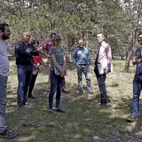 Au lieu-dit la Bazalgette, commune de Saint-Étienne-du-Valdonnez, la colère gronde parmi les agriculteurs installés là. Une partie des biens sectionna