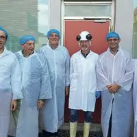 Ces visites doivent alimenter les travaux des élus et de la commission d’enquête sur les conditions d’abattage des animaux.