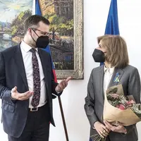 Zdenek Nekula (à gauche), ministre de l’Agriculture de la République Tchèque et Stella Kyriadikes (à droite), commissaire européenne à la Santé.