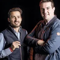 Benjamin Bredeau et Julien Gremaud, fondateurs de l'entreprise « Ma petite France » qui commercialise des produits fermiers et artisanaux français à l