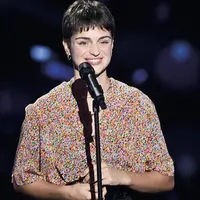 À 22 ans, Élise est candidate à l’émission The Voice. Originaire de Lyon, elle a aussi des attaches en Ardèche où vit une partie de sa famille. C’est