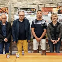 Après le collège Marcel Pierrel, c'est au tour de la mairie de Marvejols d'accueillir des abeilles sous son toit. La ruche, inaugurée le 23 mai, vise