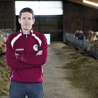 L'éleveur de 38 ans, installé en Gaec à Ressouches, a obtenu un premier prix à la foire des boeufs gras de Laguiole grâce à l'une de ses génisses, en