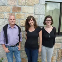 Philippe Tixier-Malicorne, directeur de la Fredon Languedoc-Roussillon, Nathalie Vanherle en charge de l’animation de la lutte et Cécile Carcelle, con