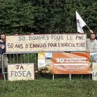 Jeudi 24 septembre, les agriculteurs vivant au sein du parc national des Cévennes ont manifesté leur colère, alors que le PNC fêtait le lendemain son