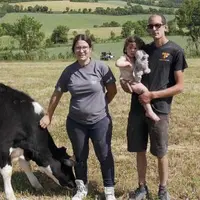 Installés près de Lanuéjols, Agnès Robert et Jérôme Pitot ont repris une exploitation de vaches laitières en 2019. Une installation qui a pu s'effectu
