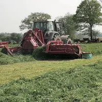 La récolte à un stade jeune de l’herbe permet d’atteindre des valeurs élevées en UF tout en maintenant un taux protéique élevé.