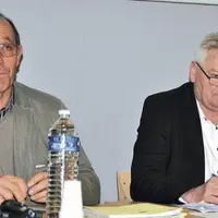 Denis Renard, administrateur d’Elva Novia aux côtés du président Robert Chaumont.