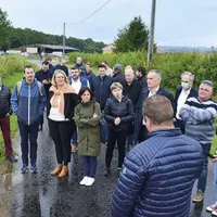 Les députés européens réunis sur une exploitation de Saône-et-Loire.