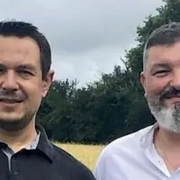 Dans la Vienne, Morgan Rochais et Boris Thévenet sont les premiers à se lancer dans la fabrication de gins et whiskys.