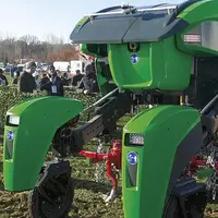 Le Trektor de chez Sitia, premier tracteur autonome.