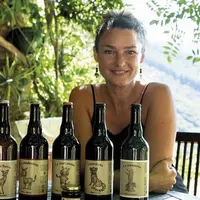 Émilie Thisse est la plus récente arrivée sur le marché de la bière lozérienne. Cette enseignante reconvertie professionnellement en brasseuse depuis