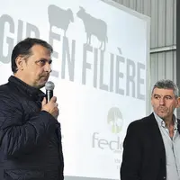 Bertrand Laboisse, au premier plan, a rappelé les enjeux de la culture de l’herbe.