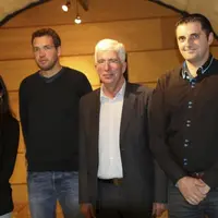 De gauche à droite, Aline Chabanon, chargée de l’étude de faisabilité du marché ; Sylvain Chevalier, trésorier de l’association Un cadran pour tous ;