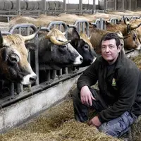 Depuis vingt ans, ce producteur de viande bovine destinée aux habitants de Bel-Air-Val-d’Ance a choisi de régulièrement investir et expérimenter sur s