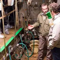 Gui Delajudie, éleveur au Malzieu a ouvert les portes de son exploitation : un troupeau Prim’holstein avec cinquante vaches.