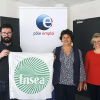 Jeudi 21 septembre, Pôle emploi et la FDSEA Lozère ont présenté à des demandeuses d’emploi le monde agricole. Nadia Vidal, castanéicultrice cévenole,