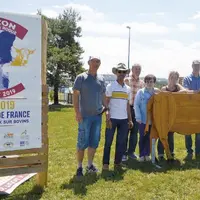 L’Act 12 a décoré le rond-point menant à l’Agricampus La Roque pour annoncer leur grand événement du 4 août.