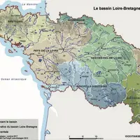 Le bassin Loire-Bretagne représente 155 000 km², soit 28 % du territoire national métropolitain.