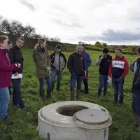 Dans les élevages, la consommation d'eau représente une charge conséquente. Les sécheresses à répétition renforcent la nécessité de trouver des soluti