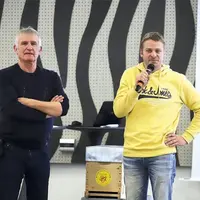 David Blanc, apiculteur au Chastel-Nouvel, succède à Henri Clément à la présidence du syndicat apicole de Lozère.