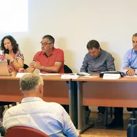 Les élus de la chambre d’agriculture Aura comptent s’appuyer sur les conseils des invités bretons pour gagner en efficacité.