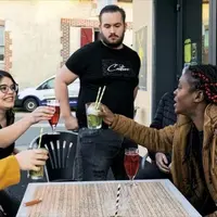 Tout le monde les aime, mais ils ferment les uns après les autres. Fédérations et syndicats traditionnels, start-up et acteurs de « l'économie sociale