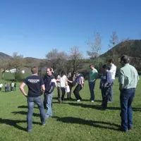Céline et Cédric Trauchessec, éleveurs associés du Gaec de Ladoux, ont reçu l’ensemble du groupe sur leur exploitation pour une visite commentée de le