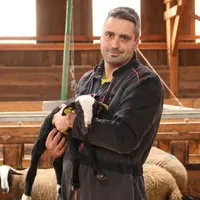 La bizet, élégante et rustique à la fois, fait le bonheur de Yannick Champaix, conscient aussi de l'enjeu patrimonial d'une race à faible effectif.