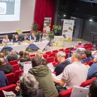 Les arboriculteurs-pomiculteurs de la Corrèze, de la Dordogne, de Creuse et de la Haute-Vienne, adhérents à l'AOP, sont venus écouter les dernières no